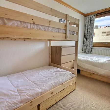 3 Pieces, Balcon, 6 Pers, Sur Les Pistes, Wifi, - Fr-1-455-241 Apartment *
